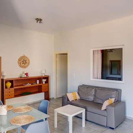 Casa Fabrica Nyaraló *